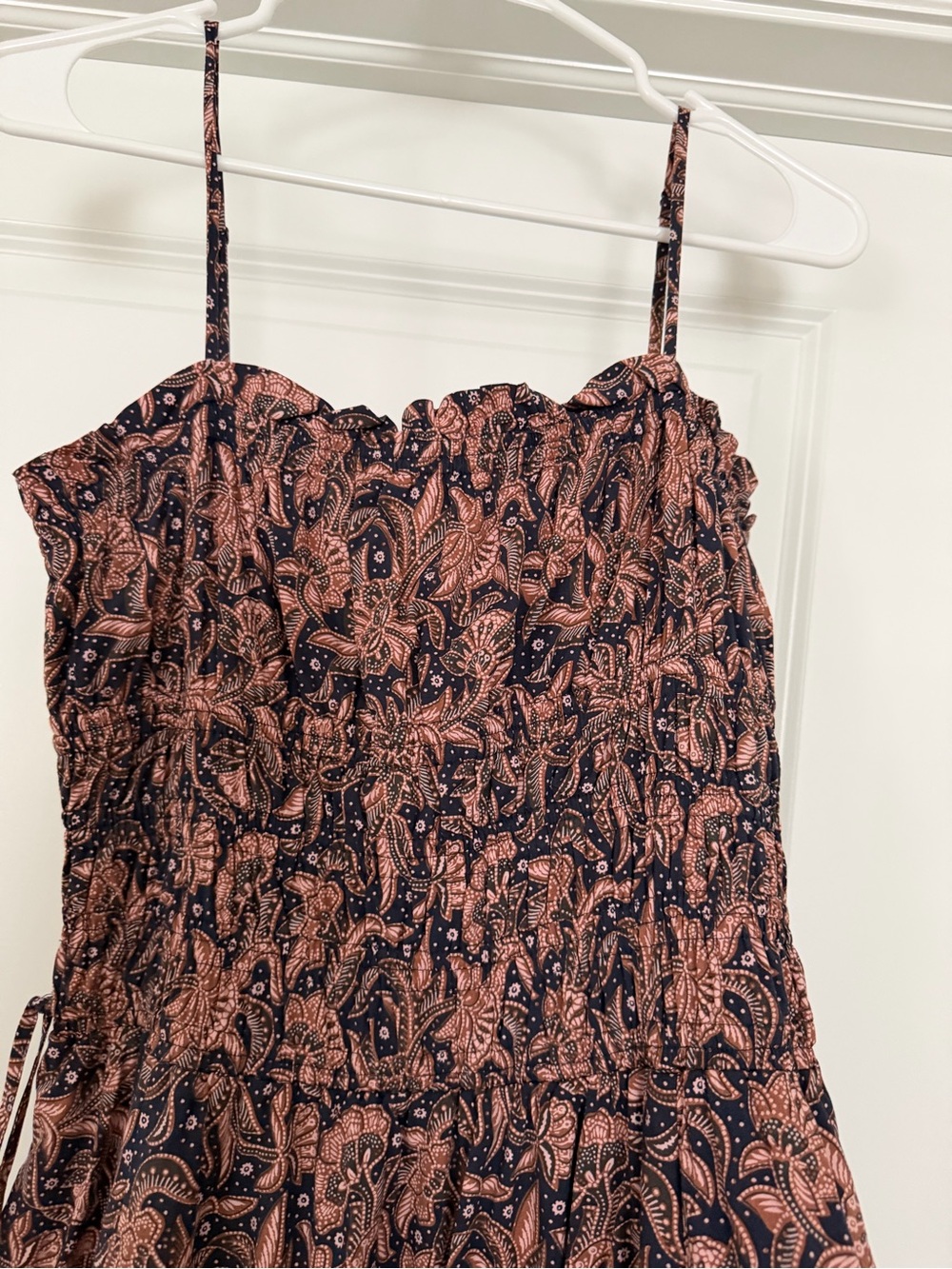 Madewell Smocked bubble hem Midi Dress in paisley/ berry/ brown - Picture 10 of 14